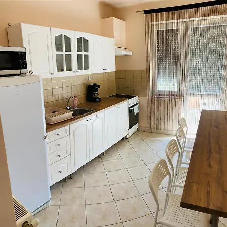 Apartament Pandora Pool