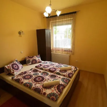 Apartament Pandora Pool *